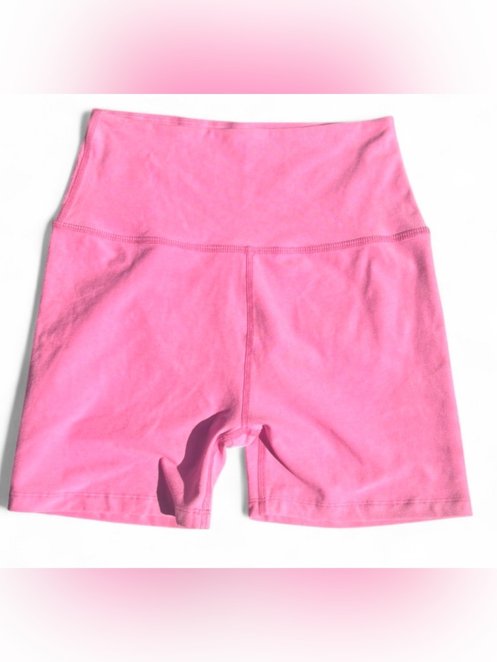 Beyond Yoga High-Waist Bike Shorts in Pink